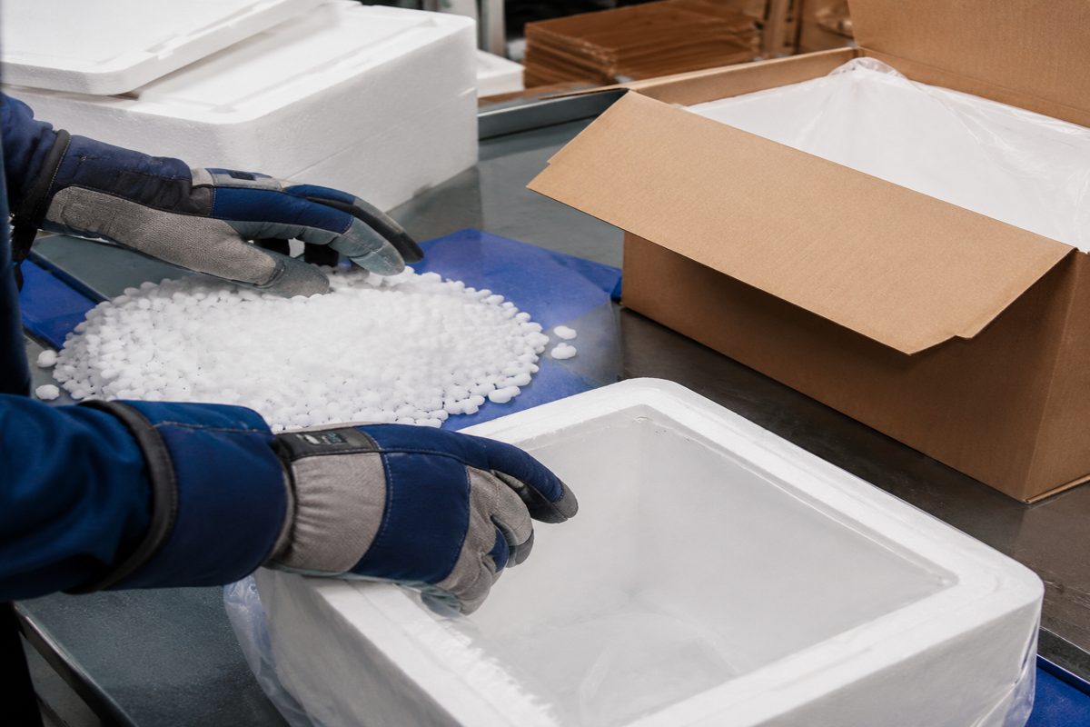 Dry Ice Packing Gloves for Cold Chain, Meal Kit and Pharma Shipments