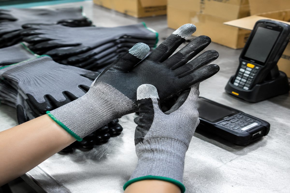 Sourcing Gloves for Warehouse RF Scanner Use Without Losing Grip or Touch Accuracy