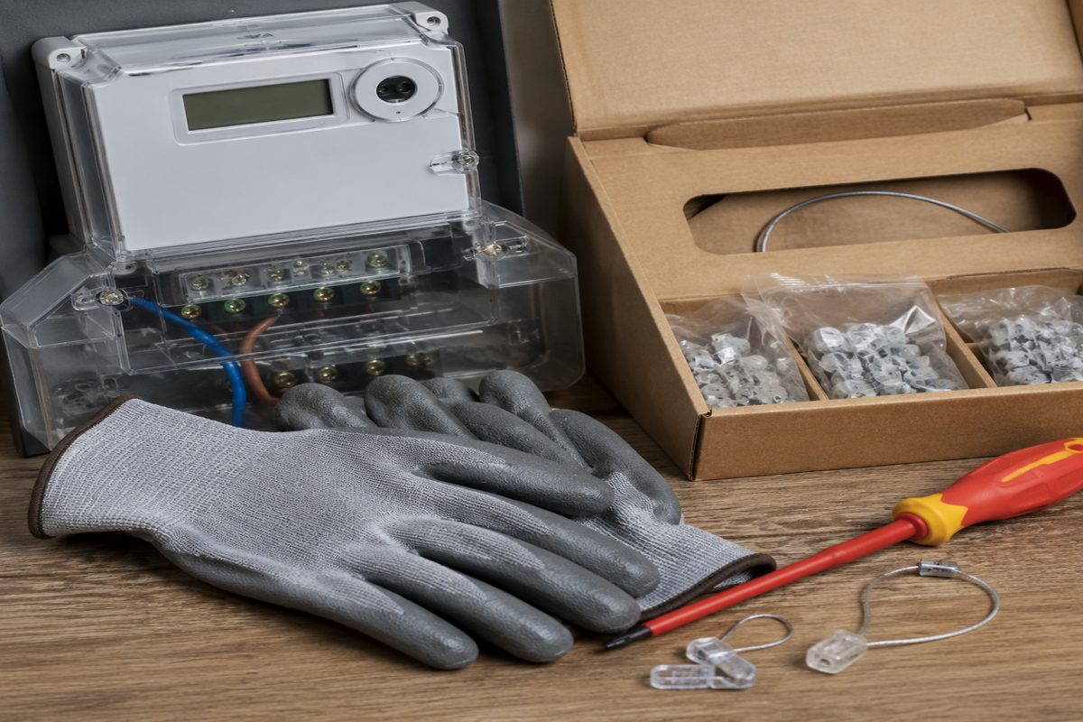 Smart Meter Installation Gloves for Utilities, Contractors and Field Kits